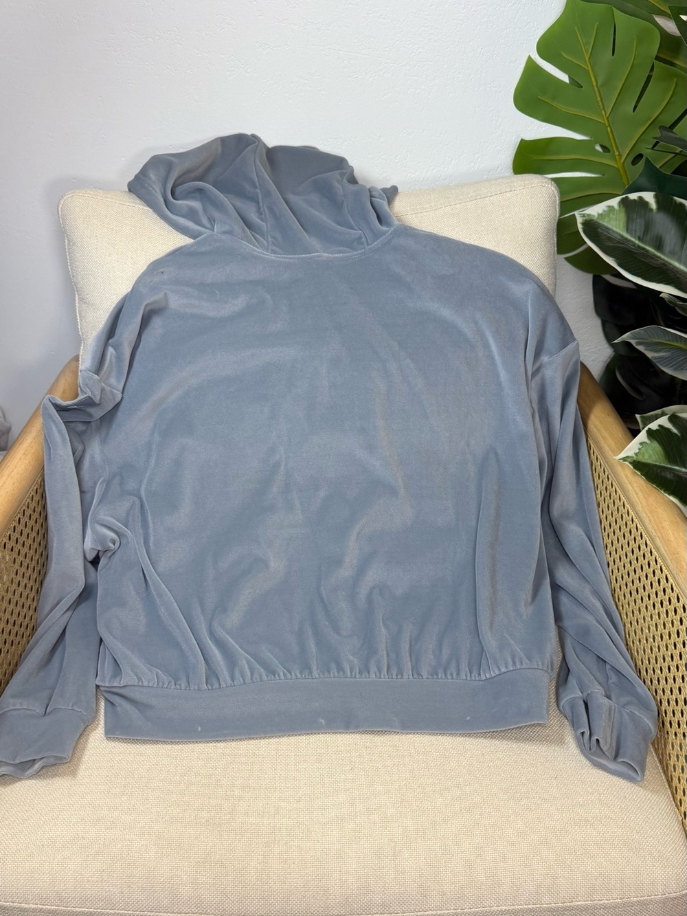 Alo Yoga Velour Glimmer Full Zip Up Size XS - Picture 7 of 8